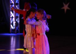 Showballett Formel I Weihnachtsrevue 2023 36